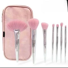 Set de brochas con neceser